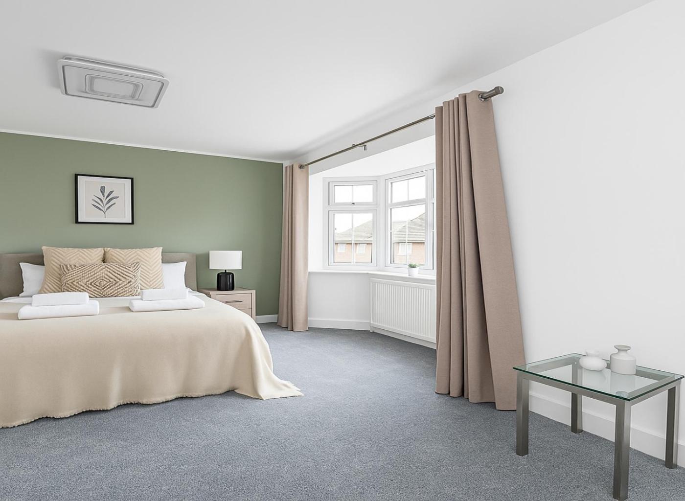 16 Pilcher Gate Apartment *